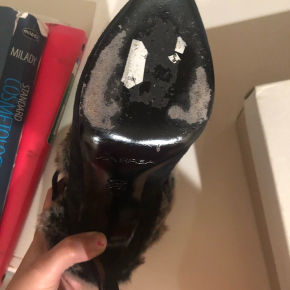 Boots - Picture 4 of 5